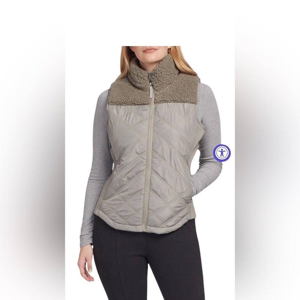TRIBAL front zip quilted vest in khaki size xs